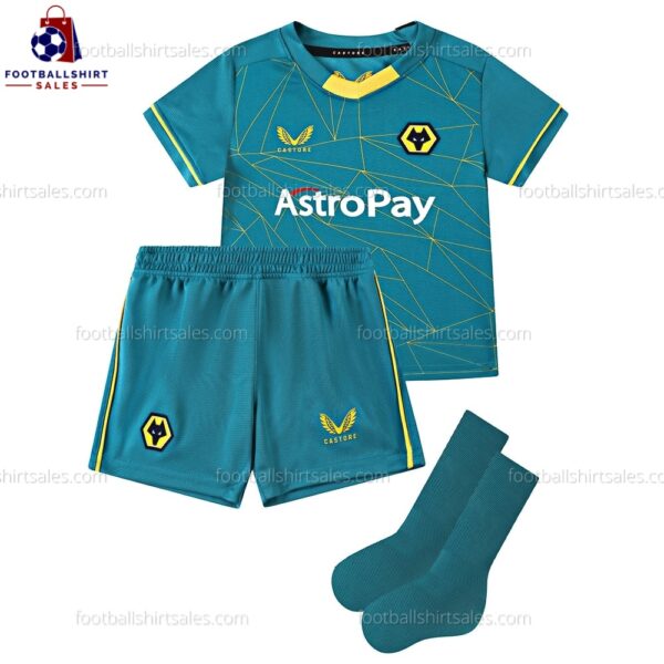 Wolves Away Kids Kit